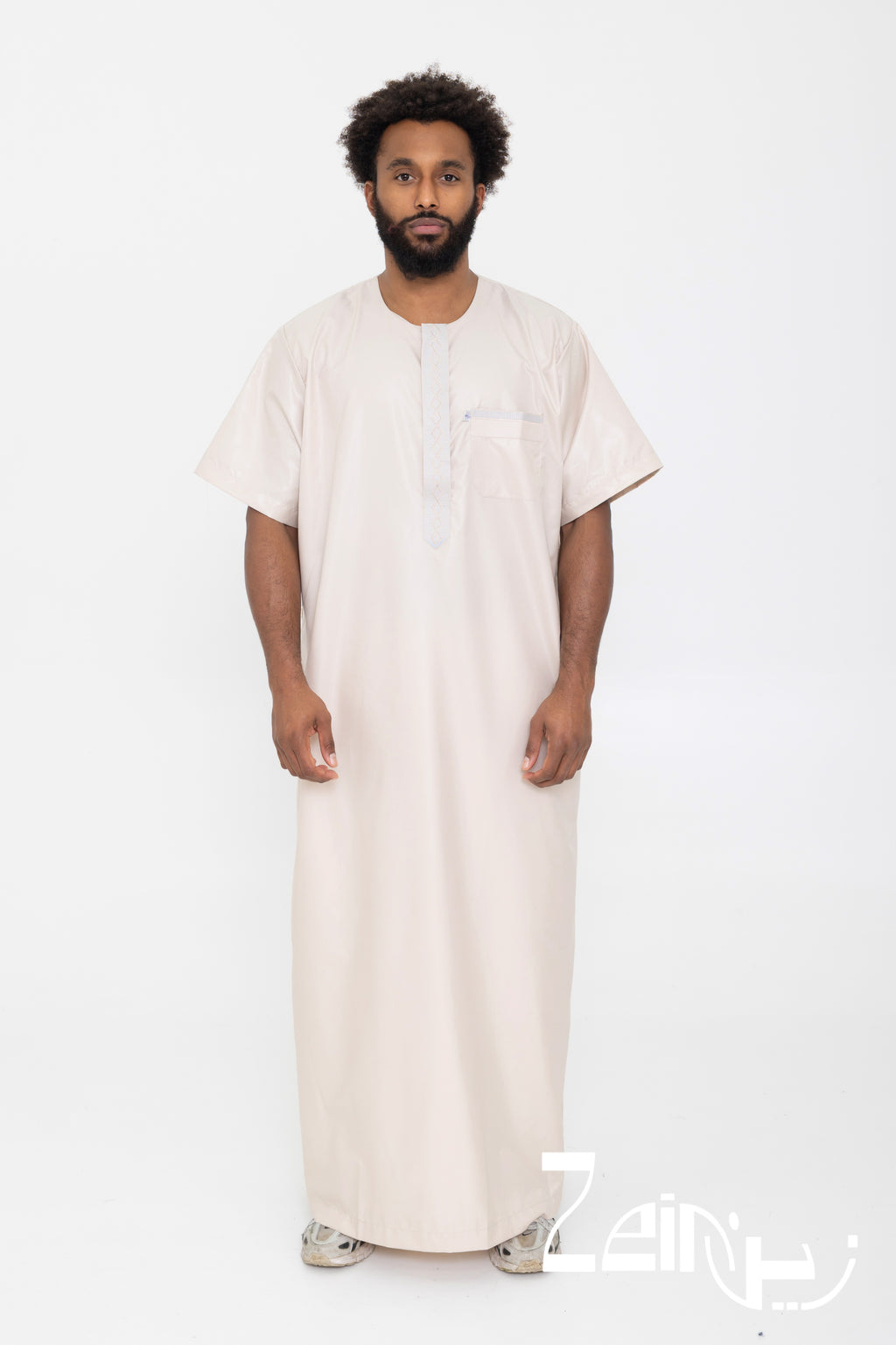 Qamis moderne satiné Nabil beige pour homme, manches courtes et col rond