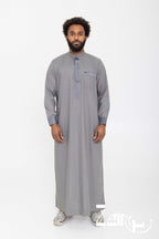 Qamis saoudien Saleh gris foncé pour homme, manches longues et col mao