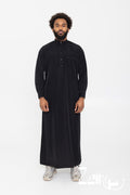 Qamis saoudien Ammar noir pour homme, avec col et pantalon assorti