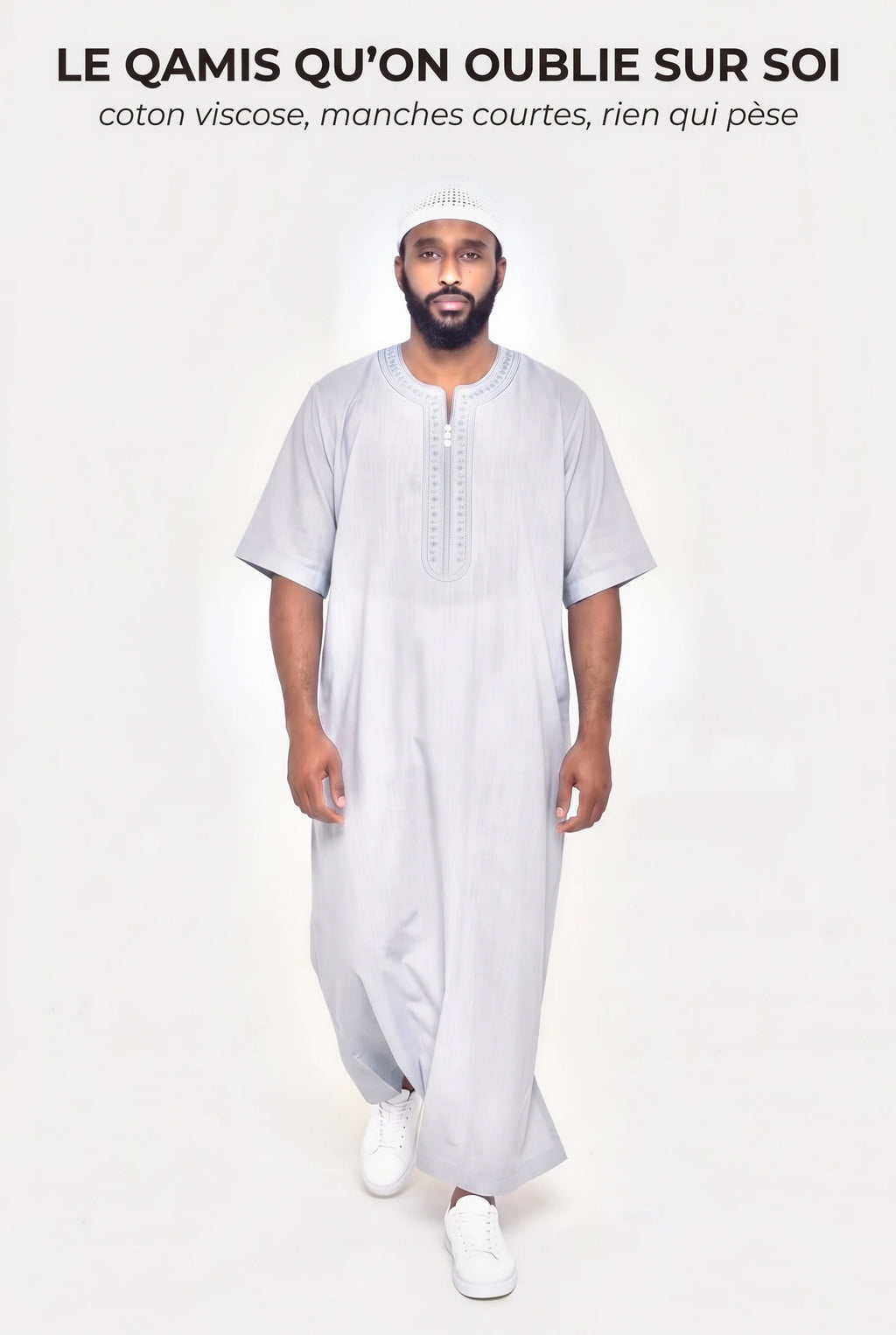 Gandoura marocaine grise Issam en mouvement, manches courtes en coton viscose