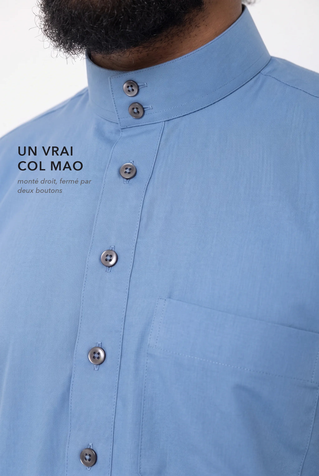 Col mao fermé et boutons anthracite du qamis Tarek bleu