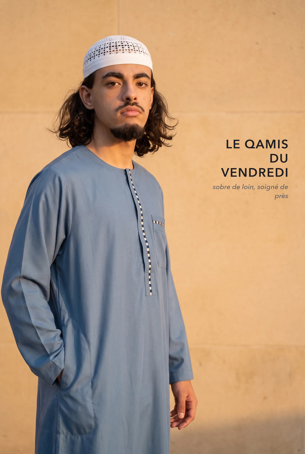 Le qamis Harun bleu comme tenue du vendredi
