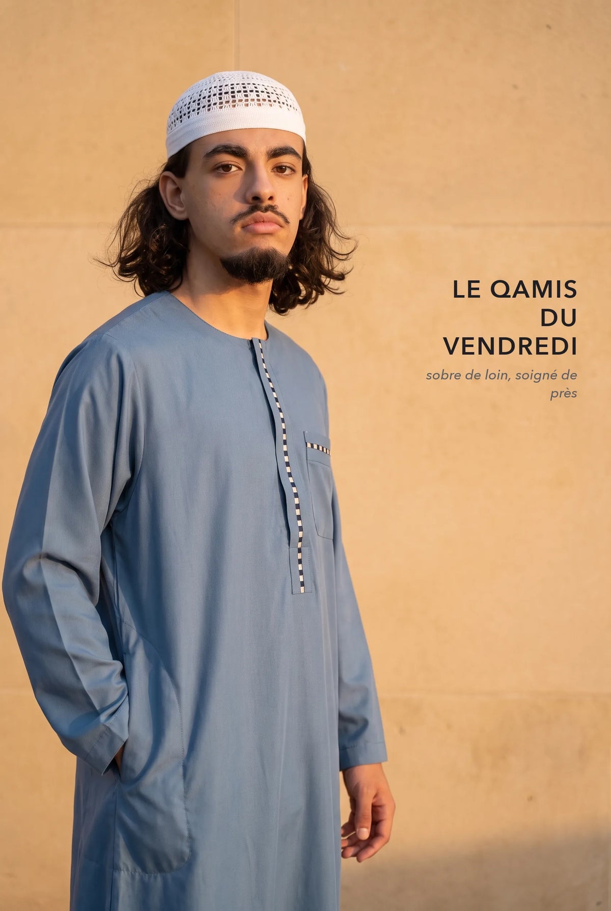 Le qamis Harun bleu comme tenue du vendredi