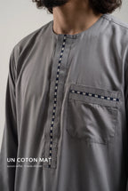 Le coton mat du qamis Harun gris
