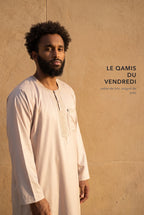 Le qamis Ali beige comme tenue du vendredi