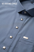 Boutons carrés en métal argenté du qamis Ahmed bleu jean
