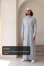 Qamis Ahmed gris porté en situation, avis client
