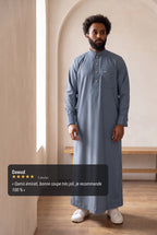 Qamis Saleh bleu marine porté en situation, avis client