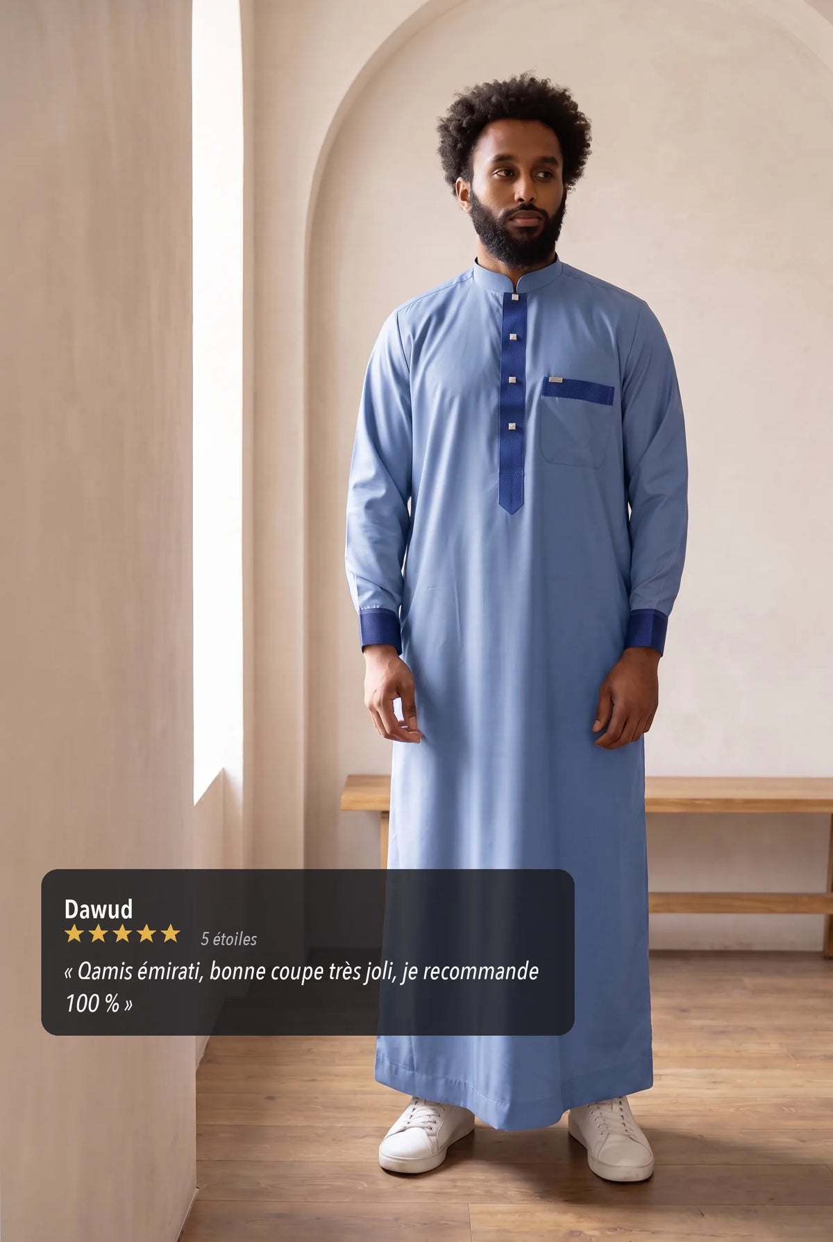 Qamis Saleh bleu porté en situation, avis client