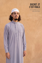 Qamis saoudien Ammar gris, élégance discrète sans contraste