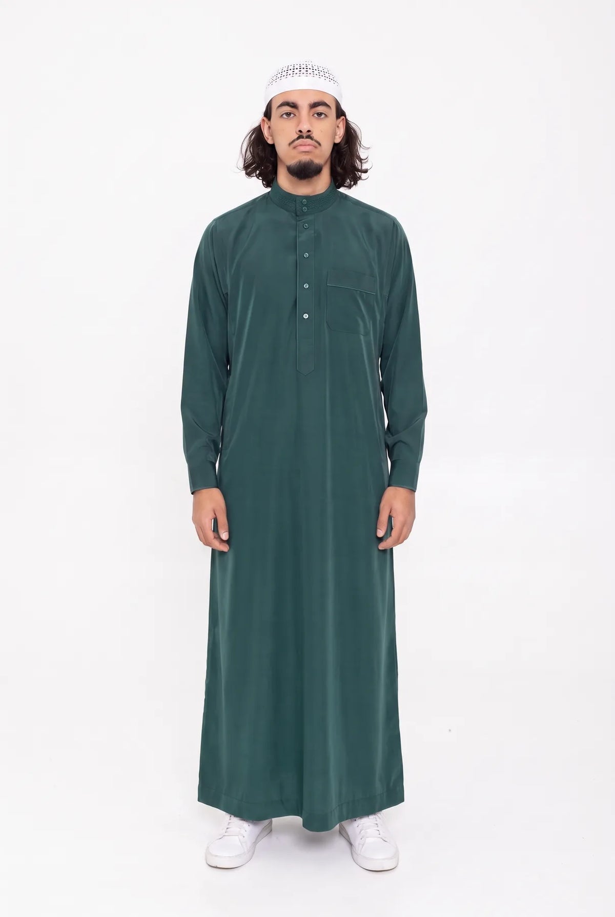 Qamis saoudien Ammar vert pour homme, col officier brodé et pantalon assorti